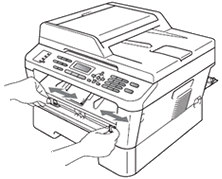 Set the manual feed paper guides.